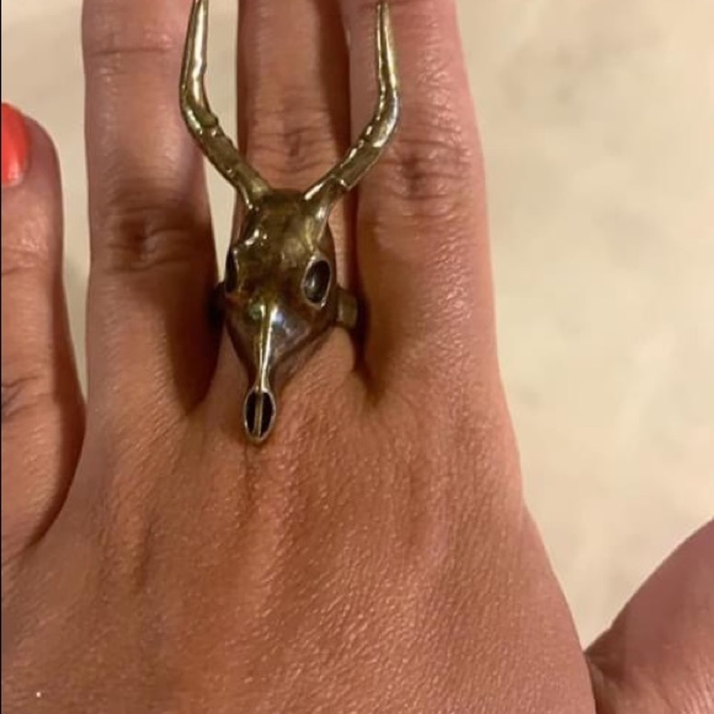 Animal head ring